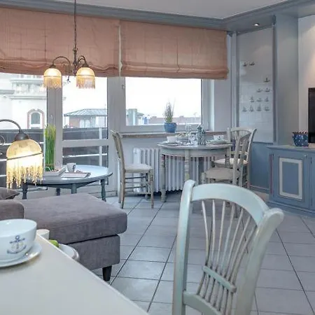 Captains Hideway _f41 _ 104_ Apartment *