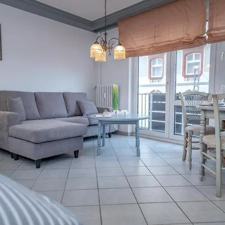 Captains Hideway _f41 _ 104_ Westerland